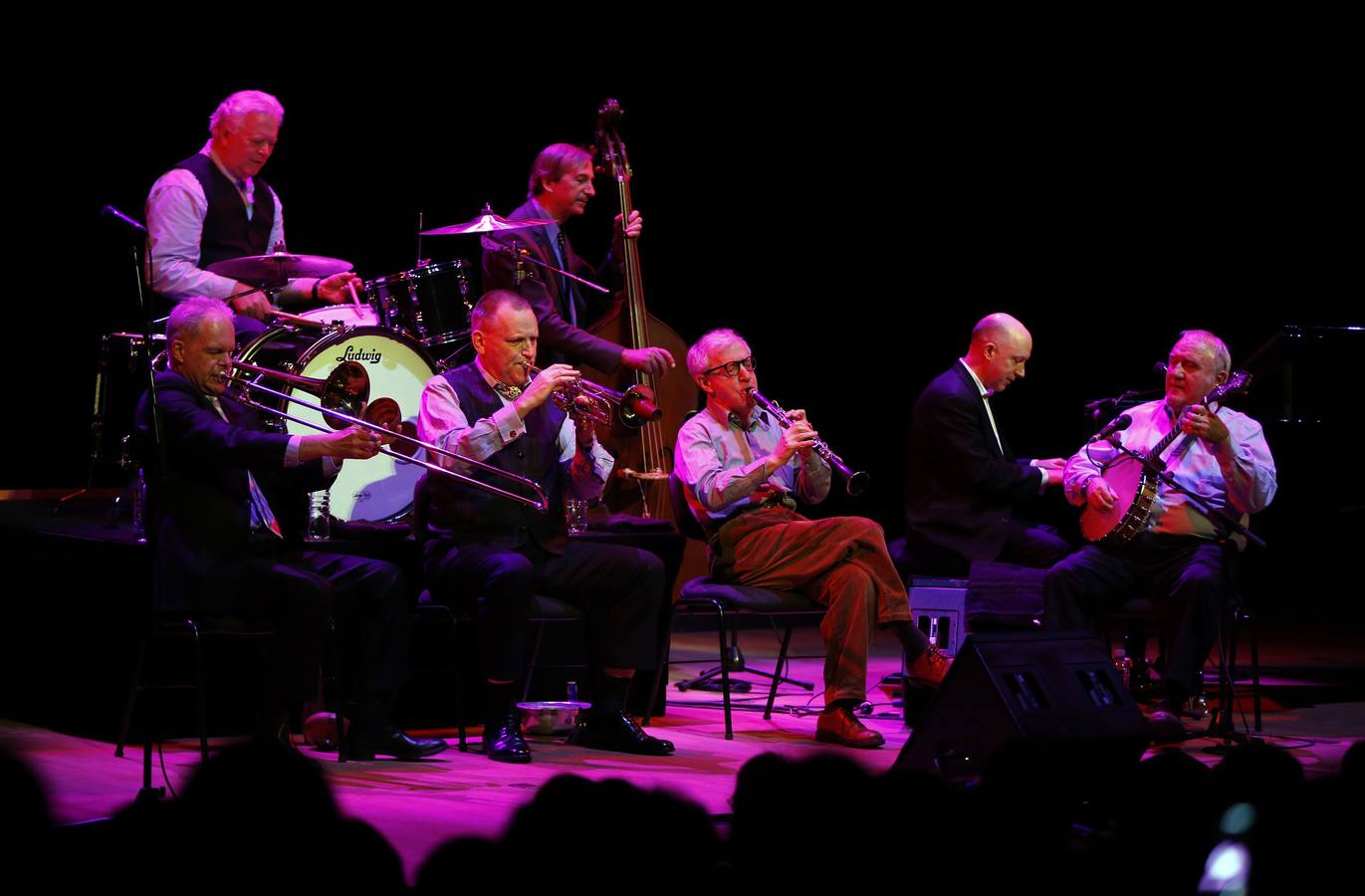 Woody Allen y su &#039;New Orleans Jazz Band&#039; encandilan a Badajoz