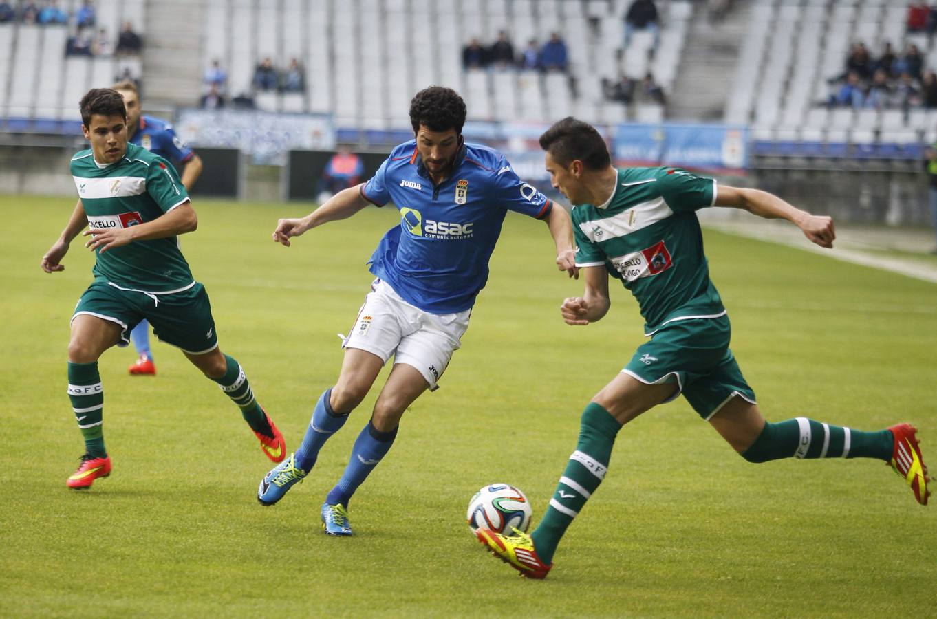 Oviedo 2-0 Coruxo