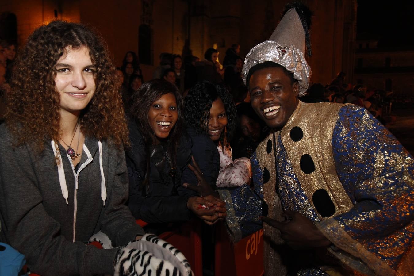 Los Reyes Magos llevan la ilusión a las calles de Oviedo