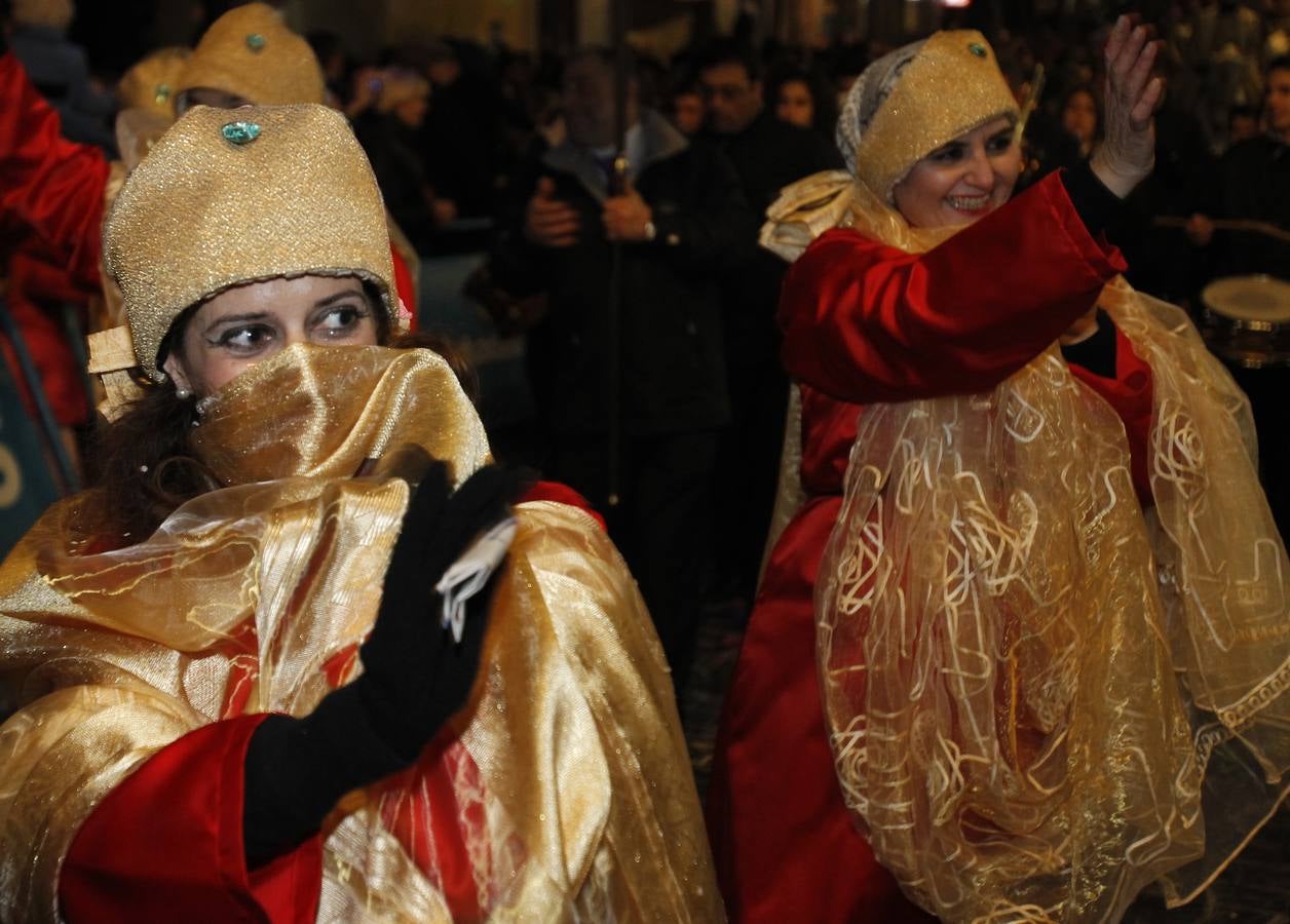 Los Reyes Magos llevan la ilusión a las calles de Oviedo