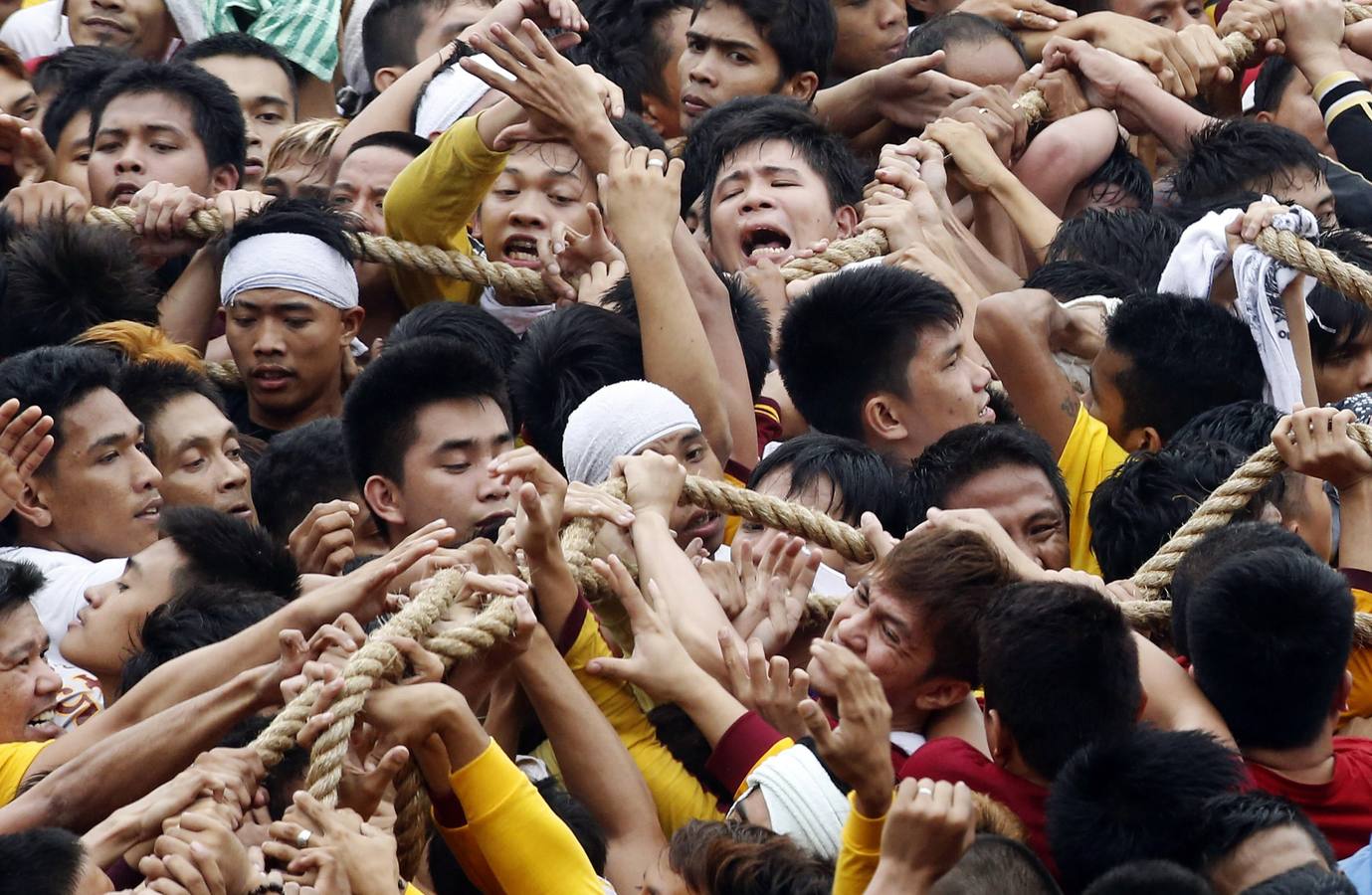 Pasión por la cruz en la ciudad de Manila