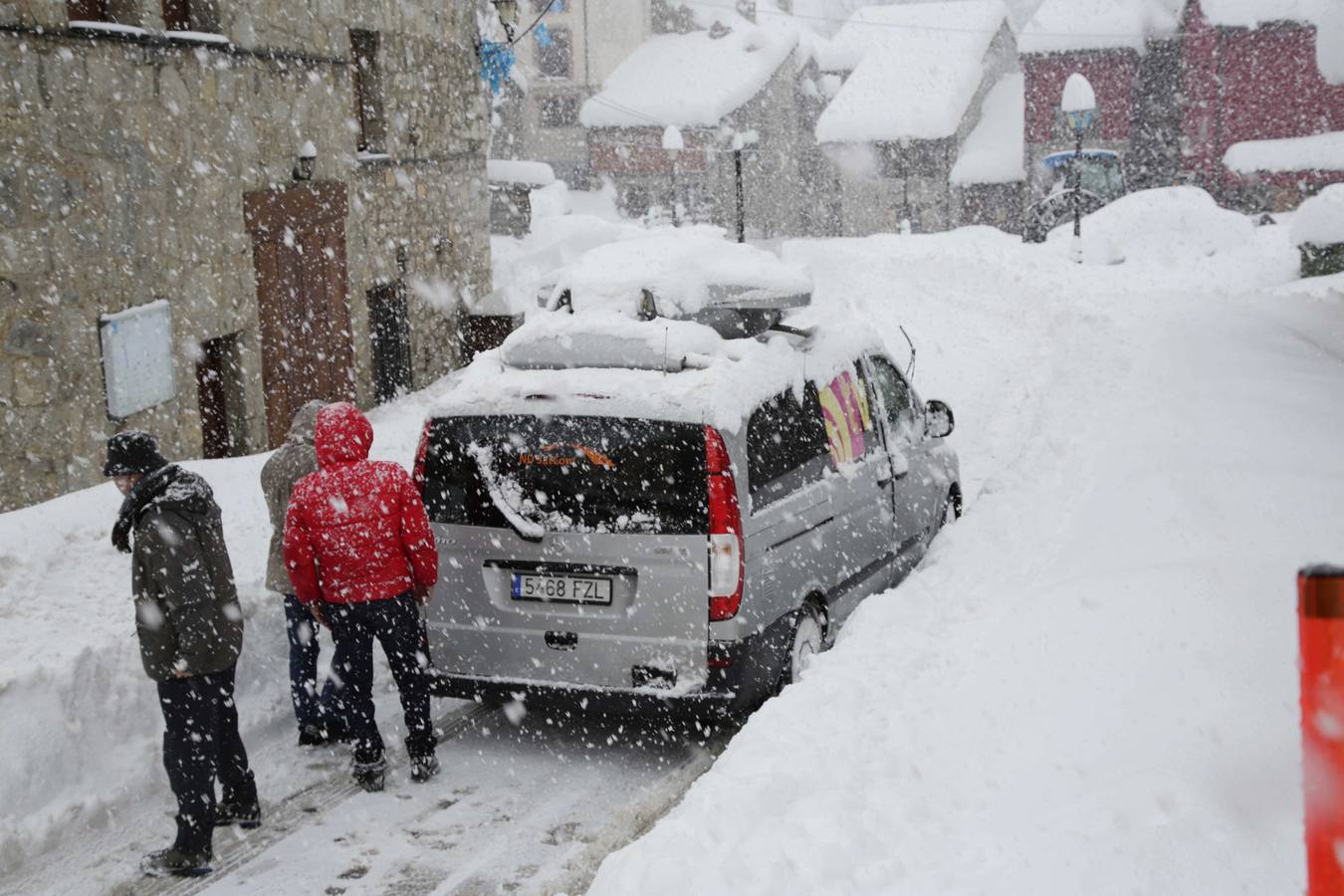 Espectacular nevada en Sotres