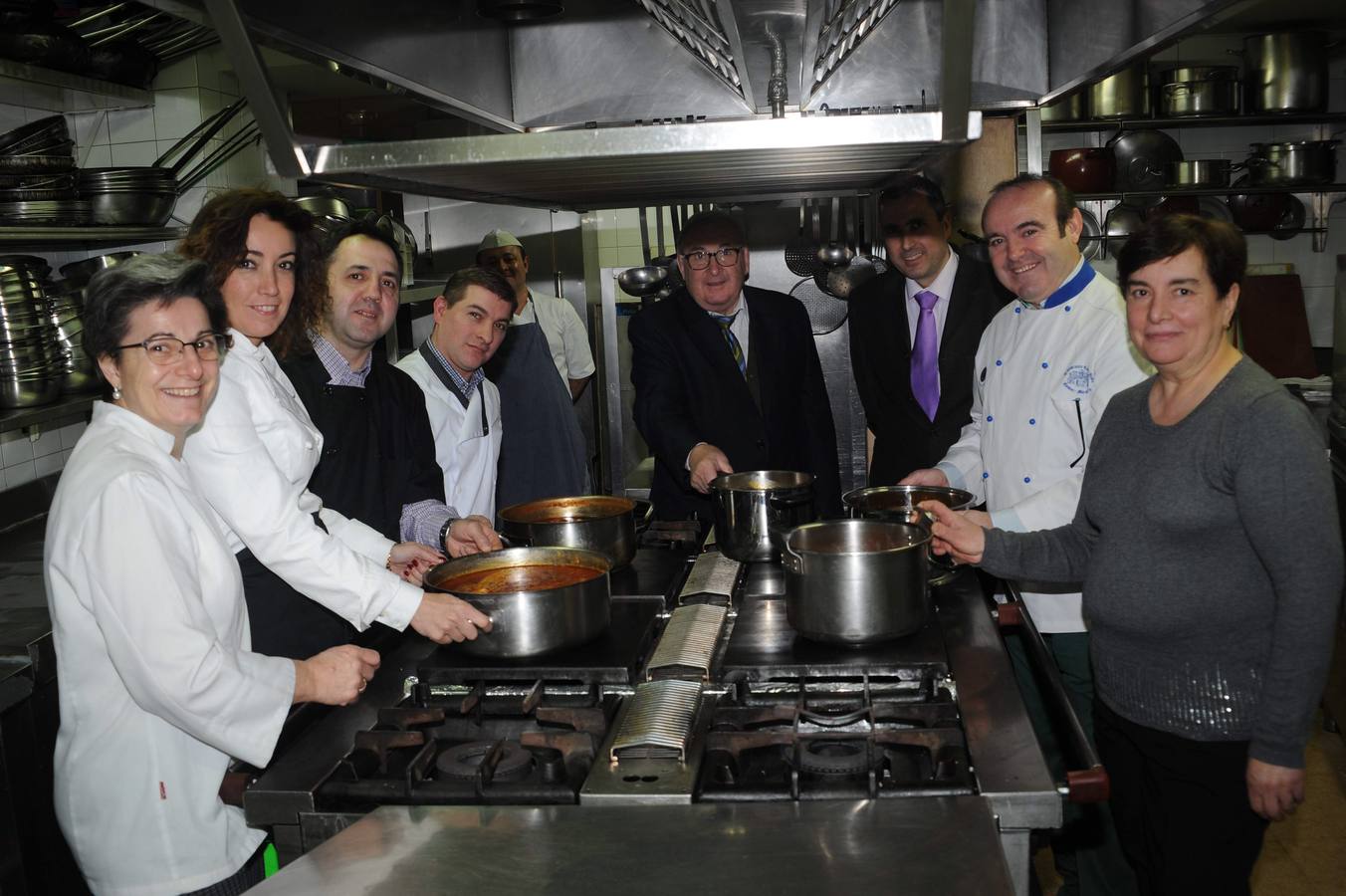 El restaurante El Ñeru de Madrid gana la fase nacional del concurso La Mejor Fabada del Mundo