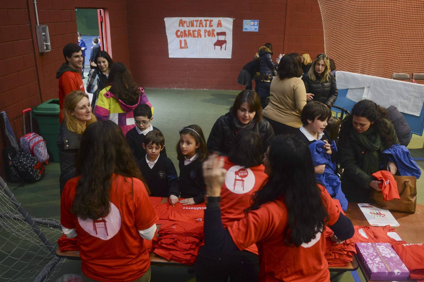 Merienda solidaria y donación de sangre en el colegio de la Inmaculada