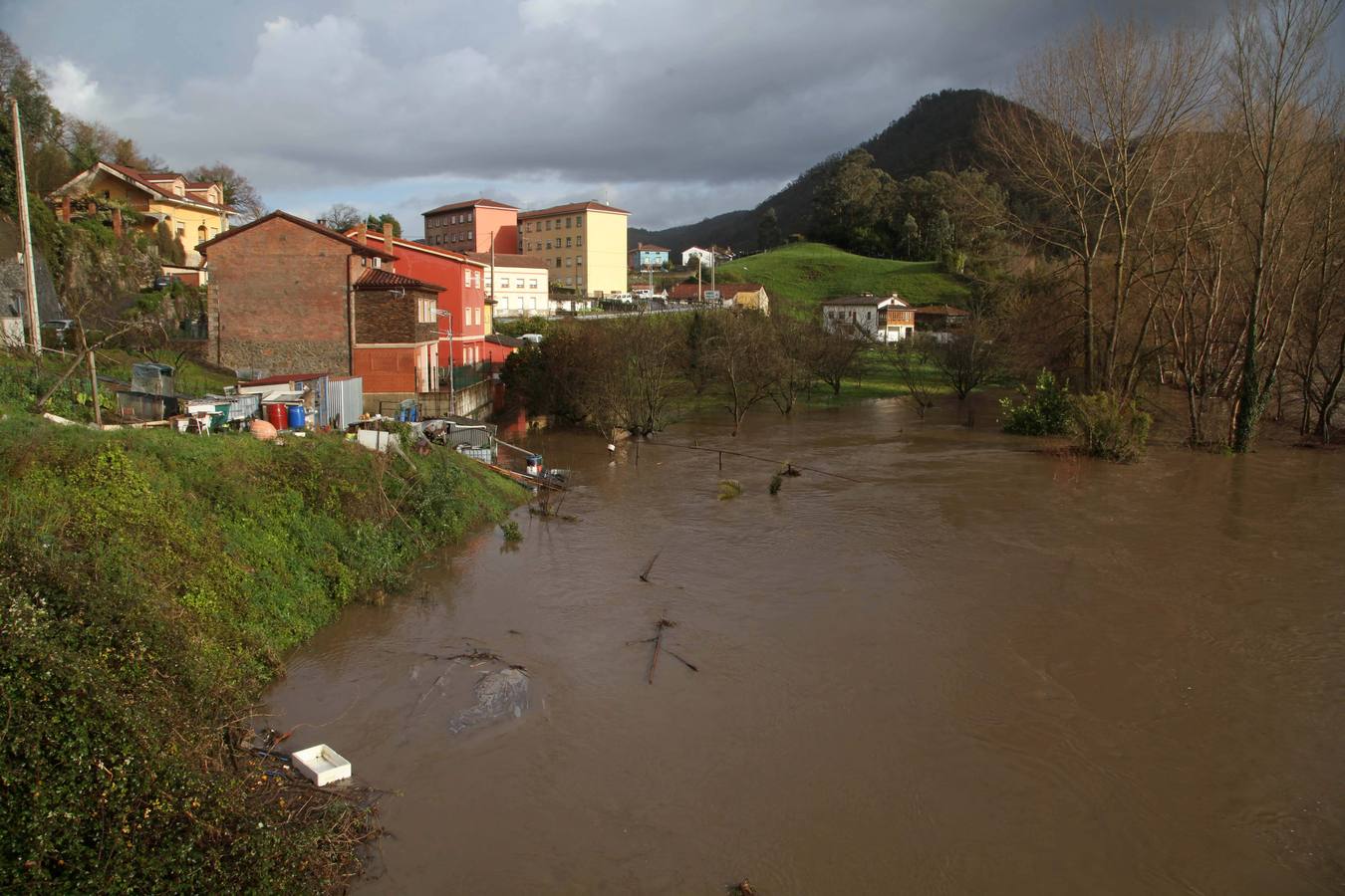 Las consecuencias del temporal en Avilés y Bajo Nalón