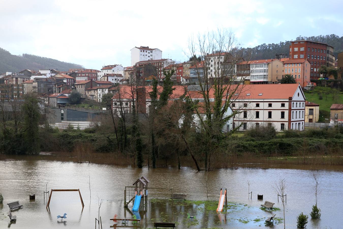 La amenazante desembocadura del río Nalón