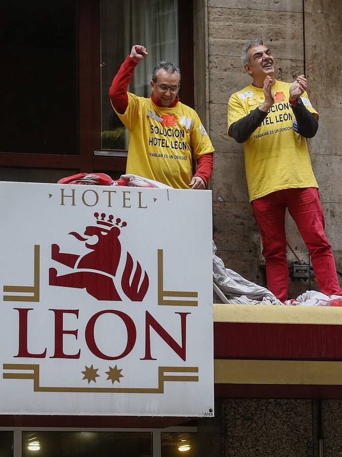 Los trabajadores del Hotel León anuncian el fin de su encierro