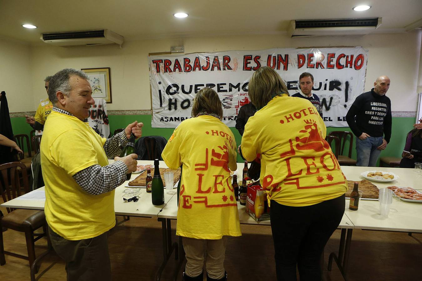 Los trabajadores del Hotel León anuncian el fin de su encierro