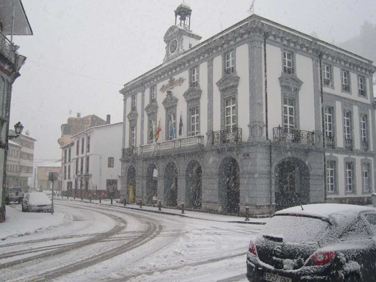 El Ayuntamiento de Pola de Allande