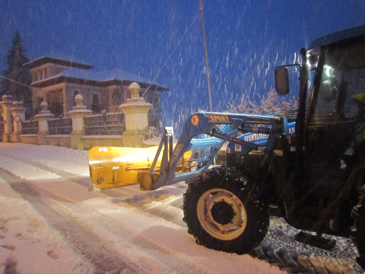 El suroccidente asturiano, bajo el manto blanco de la nieve