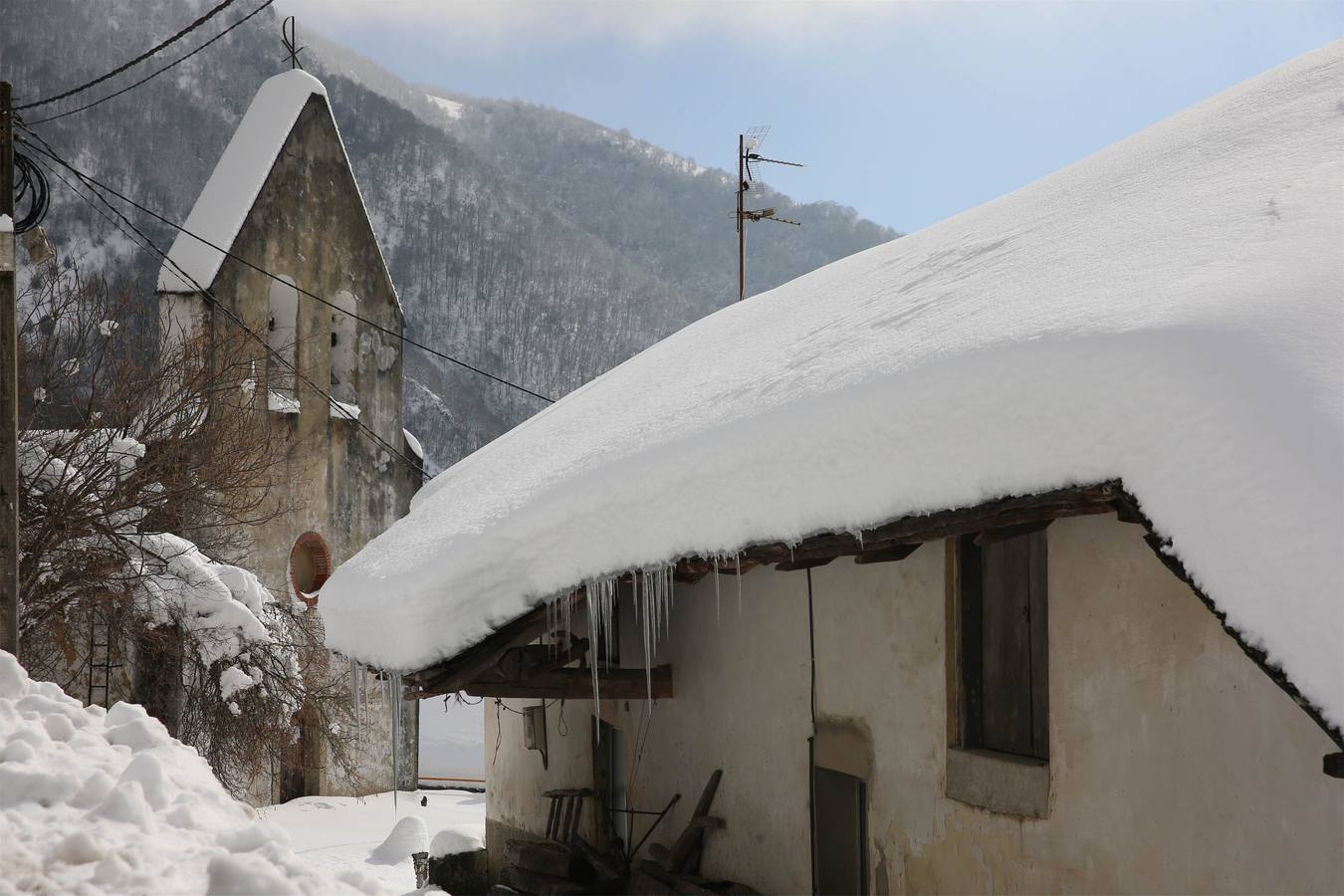 Así quedó Degaña tras las nevadas