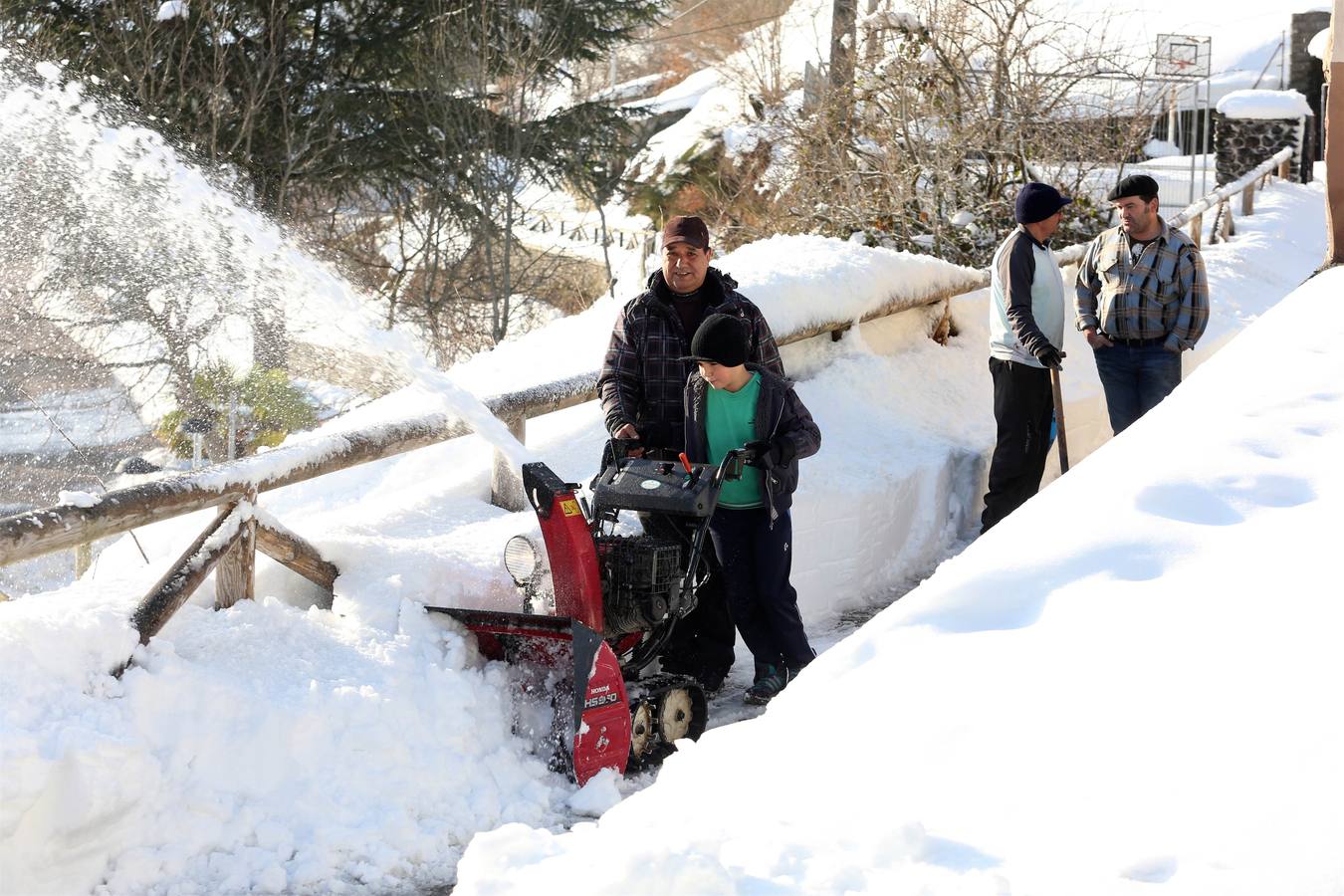 Así quedó Degaña tras las nevadas