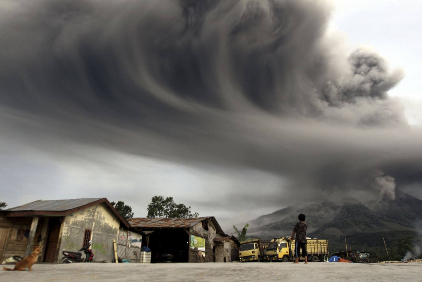 La furia del volcán del Monte Sinabung