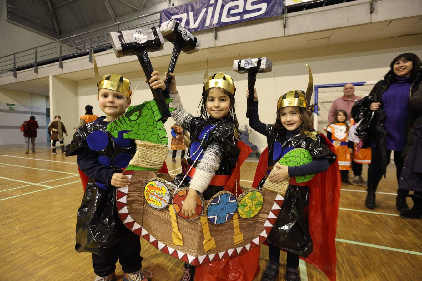 El Antroxu en los colegios y barrios de Avilés