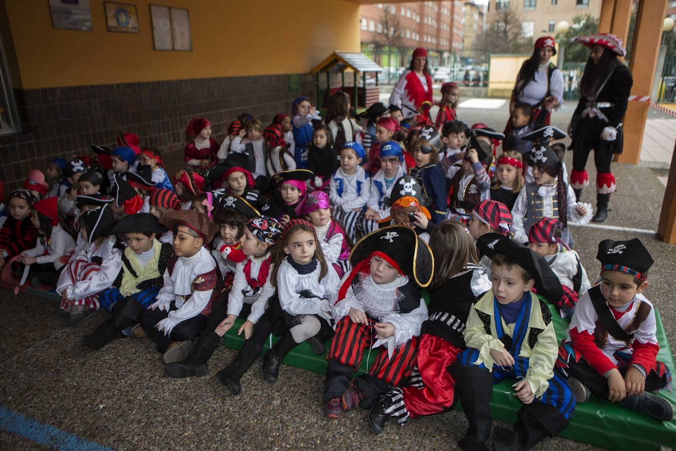 Antroxu en los colegios de Gijón