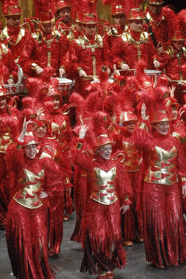 Antroxu: Concurso de charangas en el teatro Jovellanos