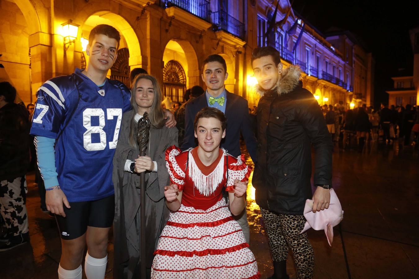 ¿Estuviste en la noche de Antroxu de Oviedo? ¡Búscate! (1)