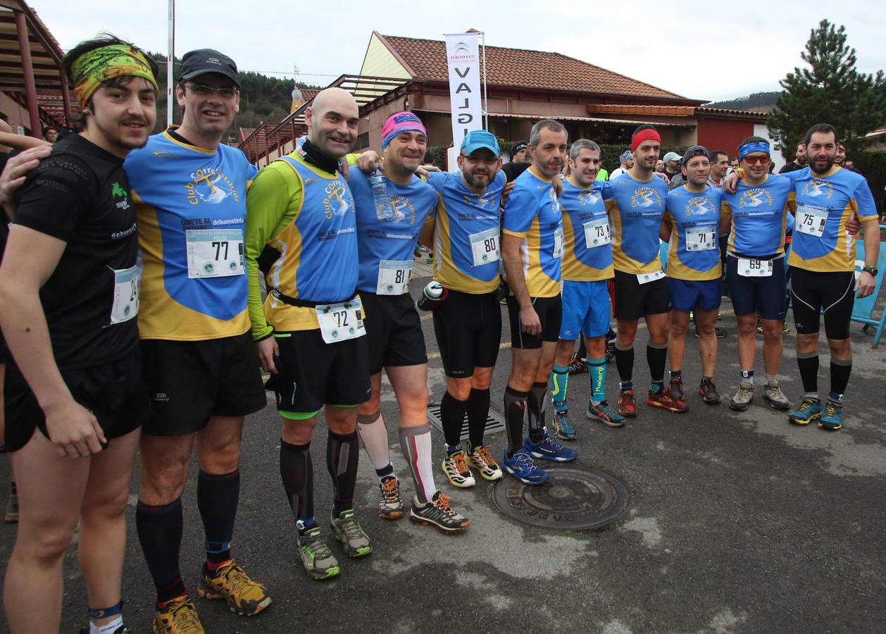 La Gijón Trail reúne a 450 atletas en Deva