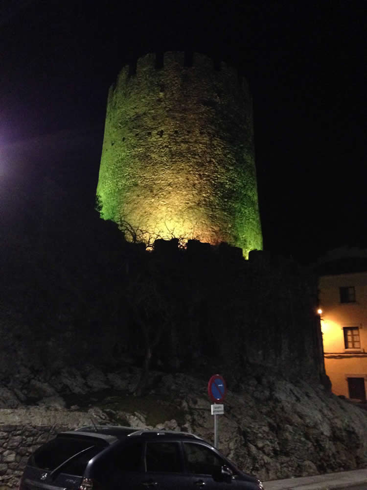 Llanes y Pancar, de verde San Patricio