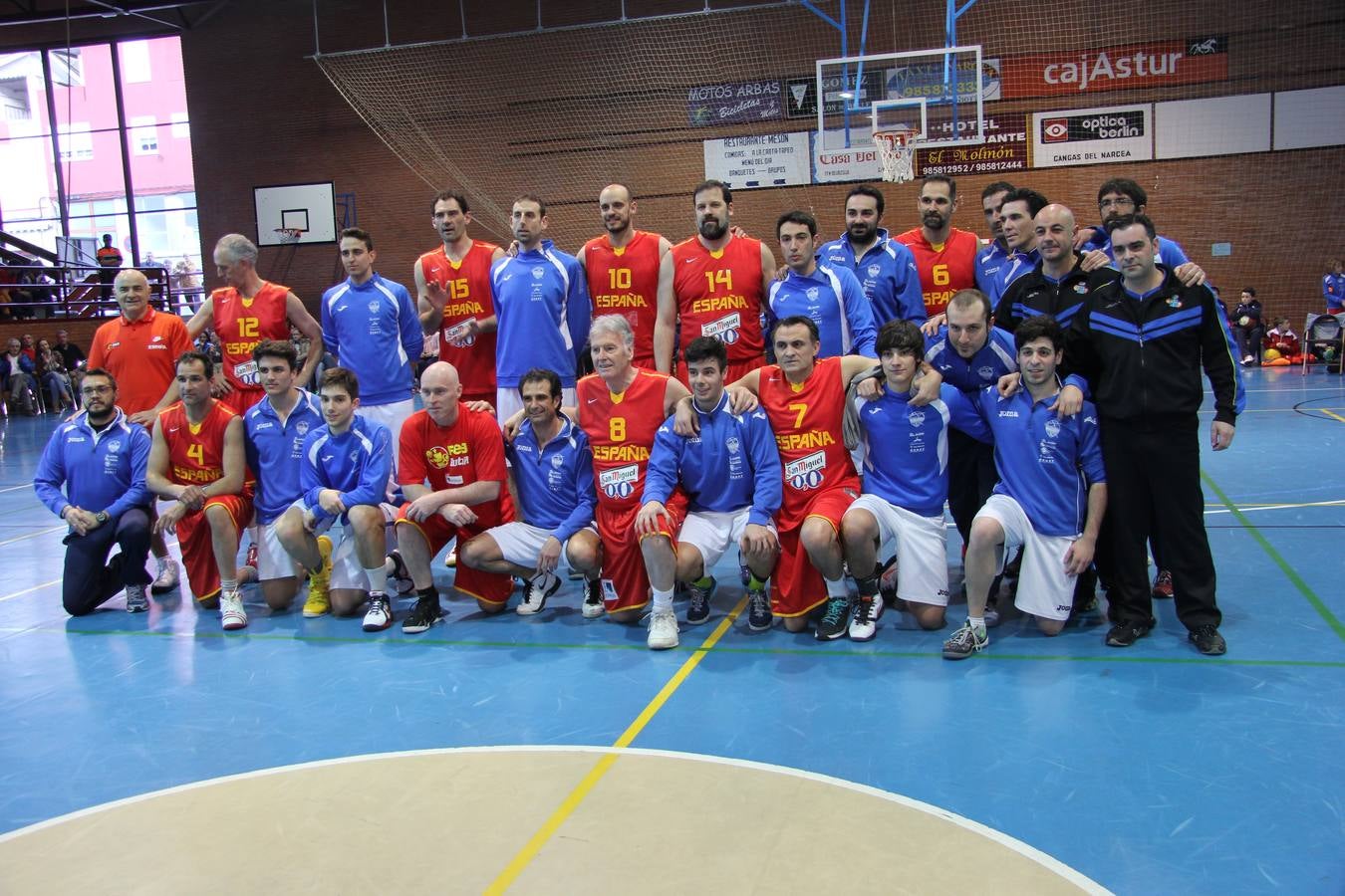 Baloncesto solidario en Cangas