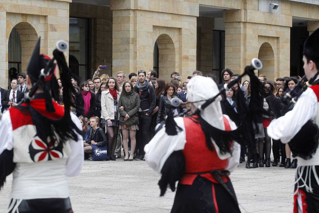 800 Erasmus comparte experiencias en Gijón