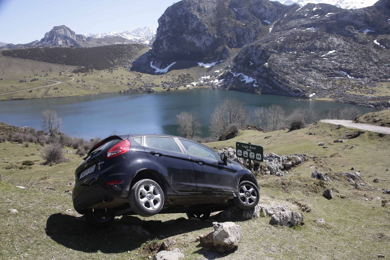 Los Lagos de Covadonga, de bote en bote por Semana Santa