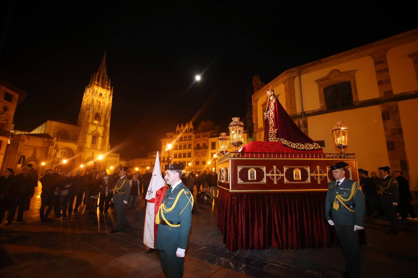 Procesión de El Cautivo, en Oviedo