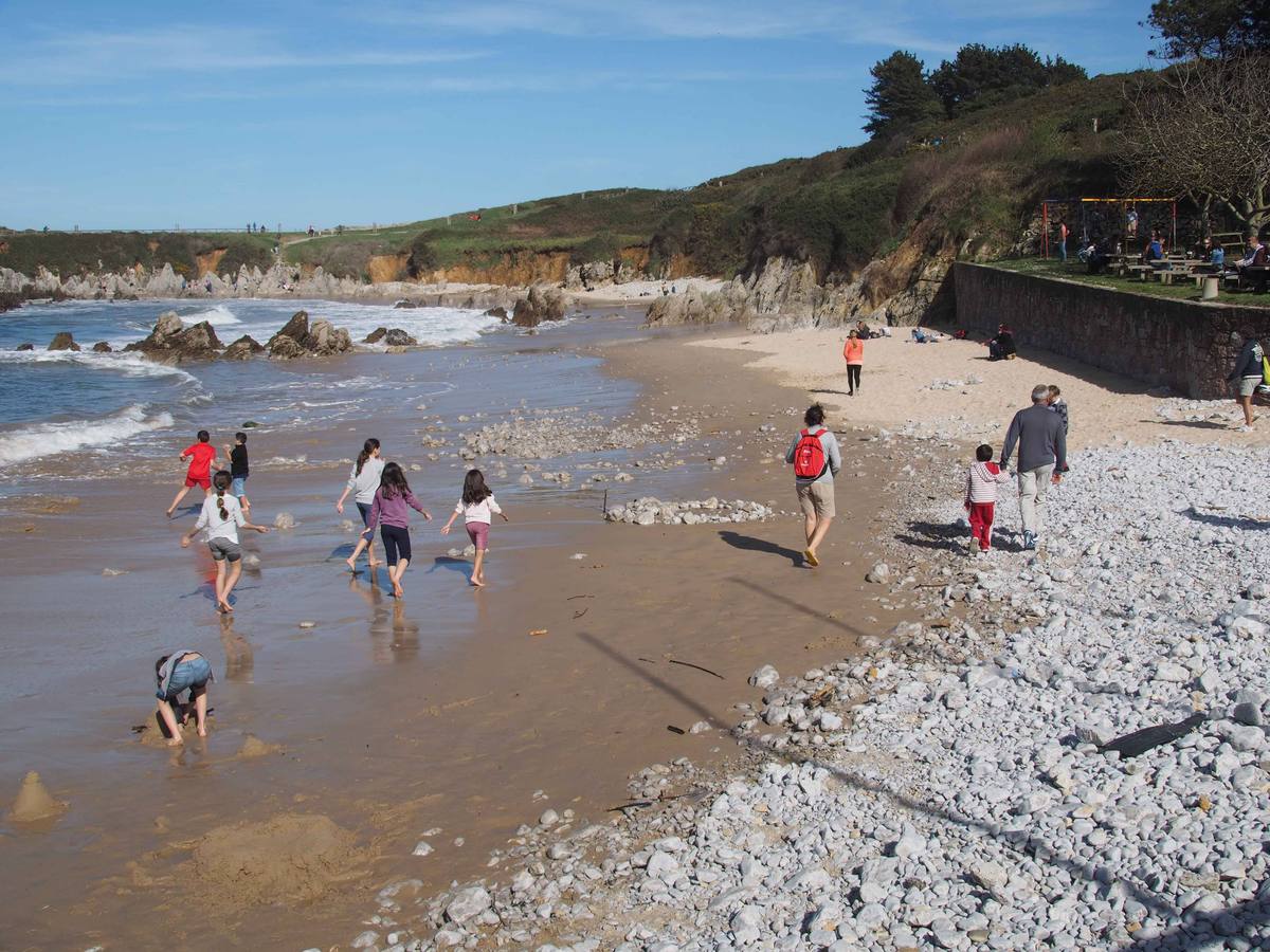 Asturias se llena de visitantes en Semana Santa