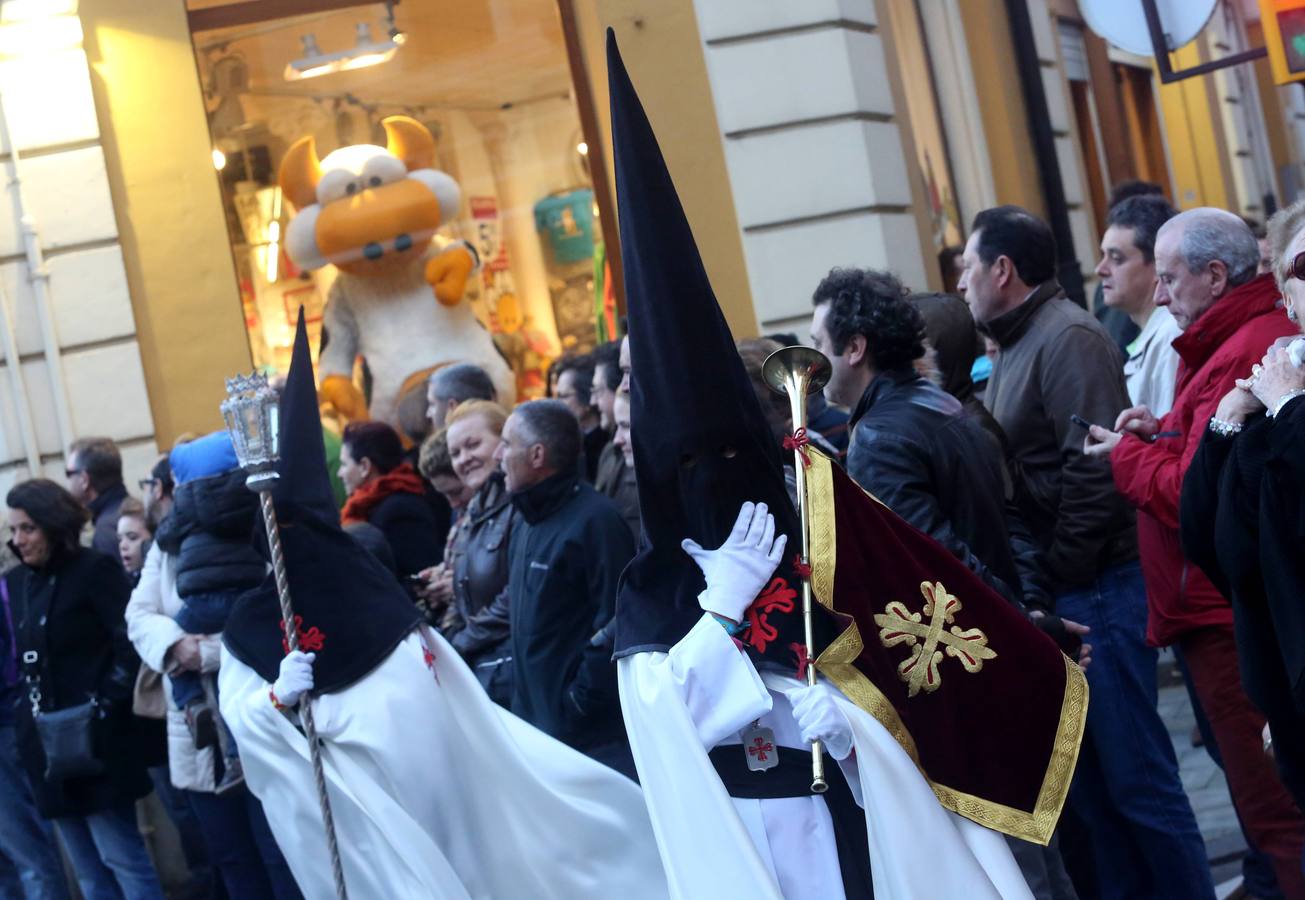 Procesión del Vía Crucis, en Gijón