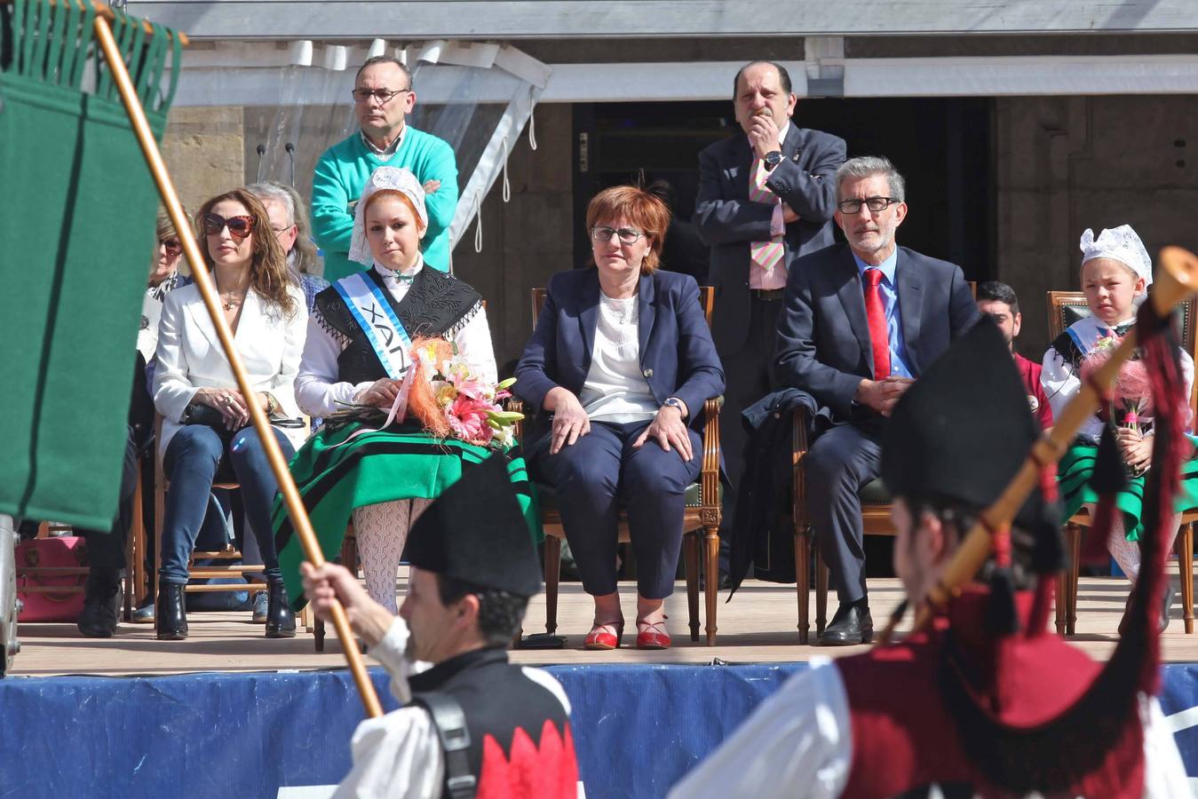 Avilés se vuelca con El Bollo