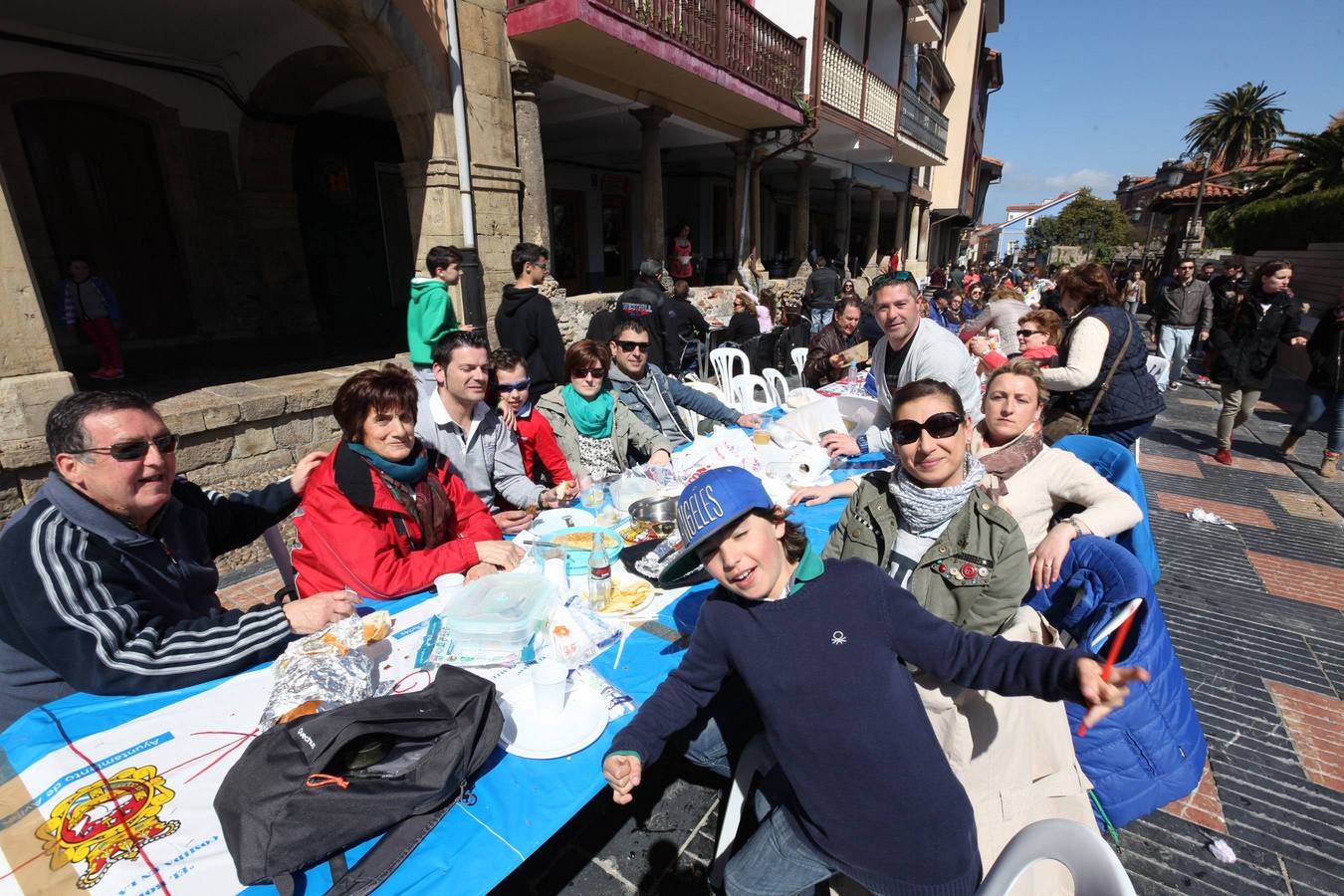 ¿Estuviste en la Comida en la Calle de Avilés? ¡Búscate! - 2