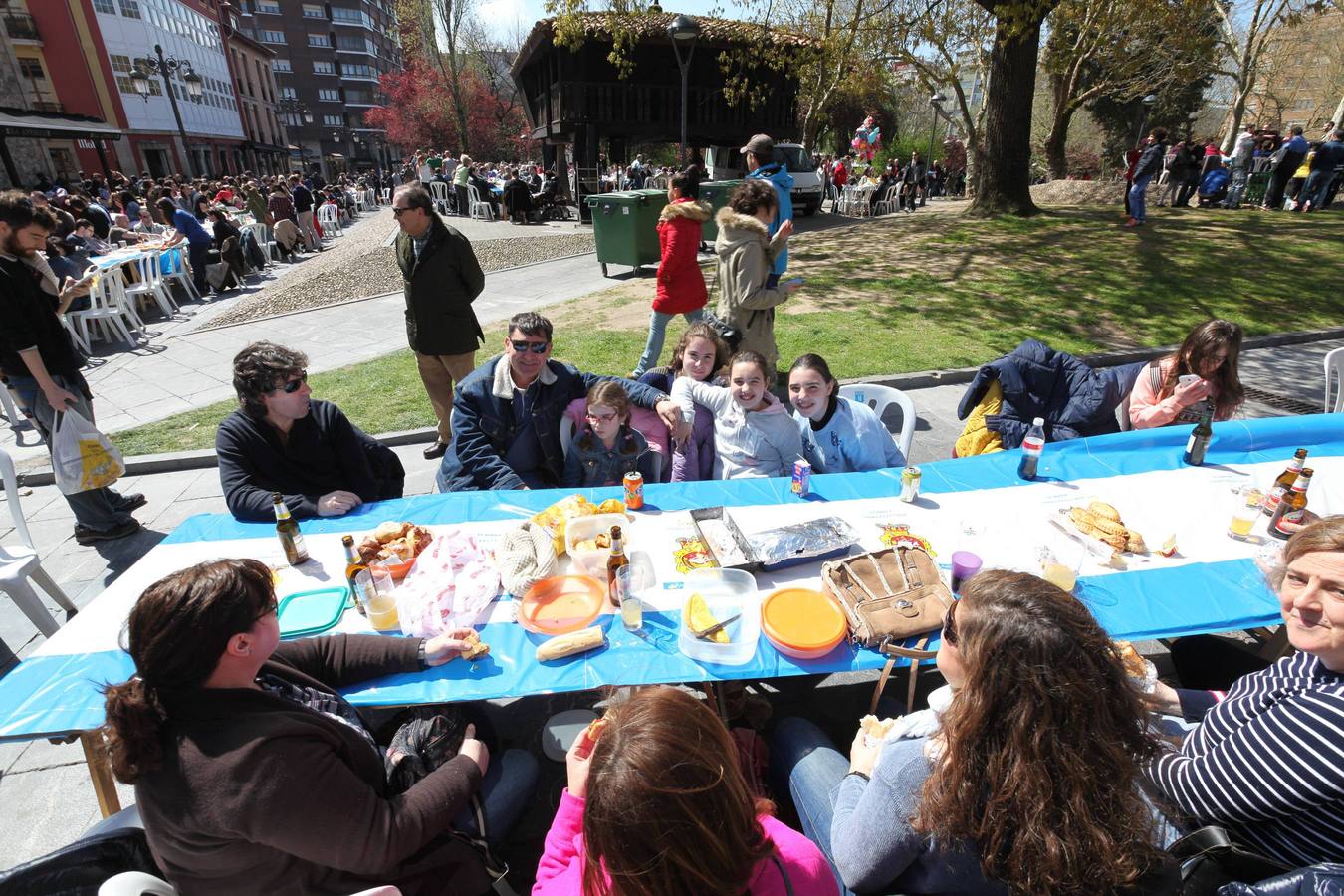 ¿Estuviste en la Comida en la Calle de Avilés? ¡Búscate! - 2