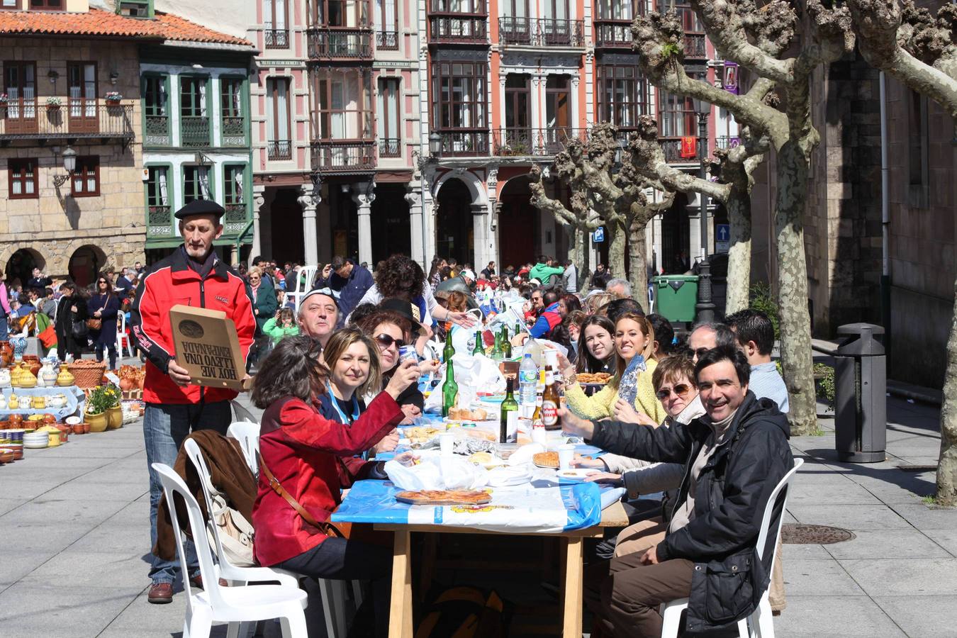 ¿Estuviste en la Comida en la Calle de Avilés? ¡Búscate! - 2