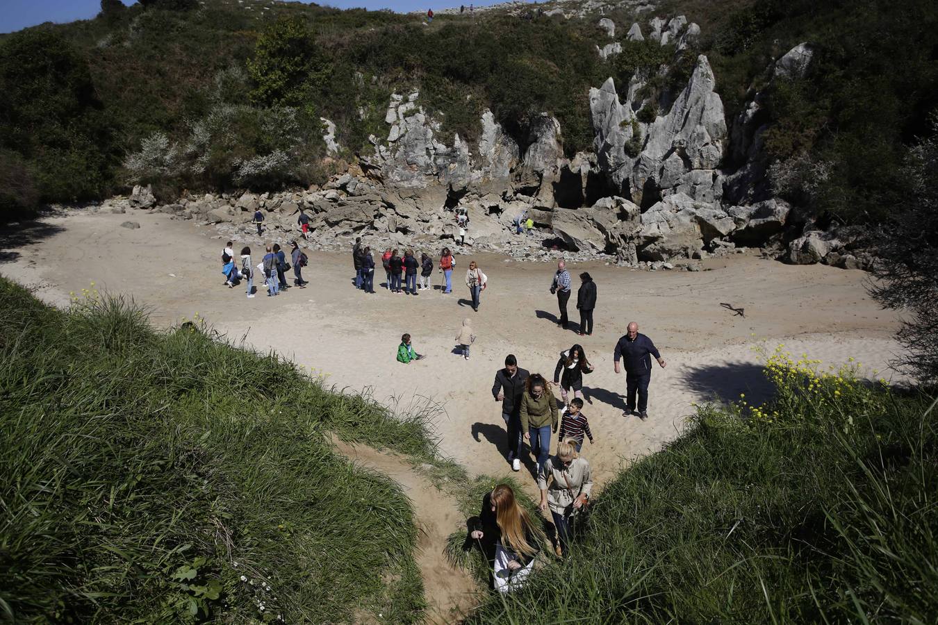 Gulpiyuri: una playa con sorpresa