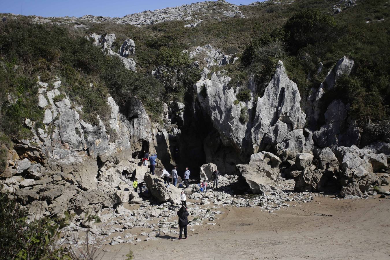 Gulpiyuri: una playa con sorpresa