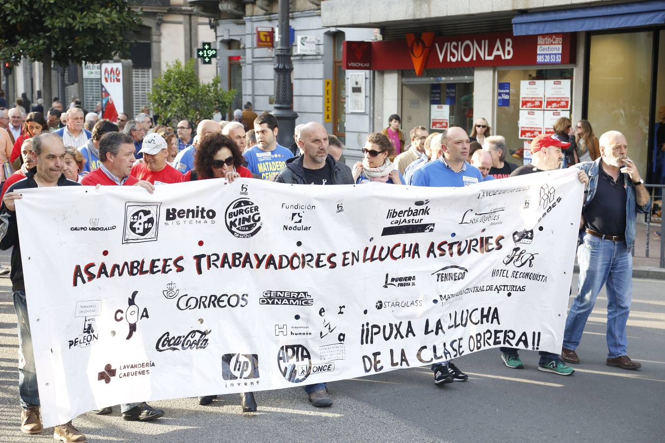 Manifestación en Oviedo por los despedidos de Santa Bárbara