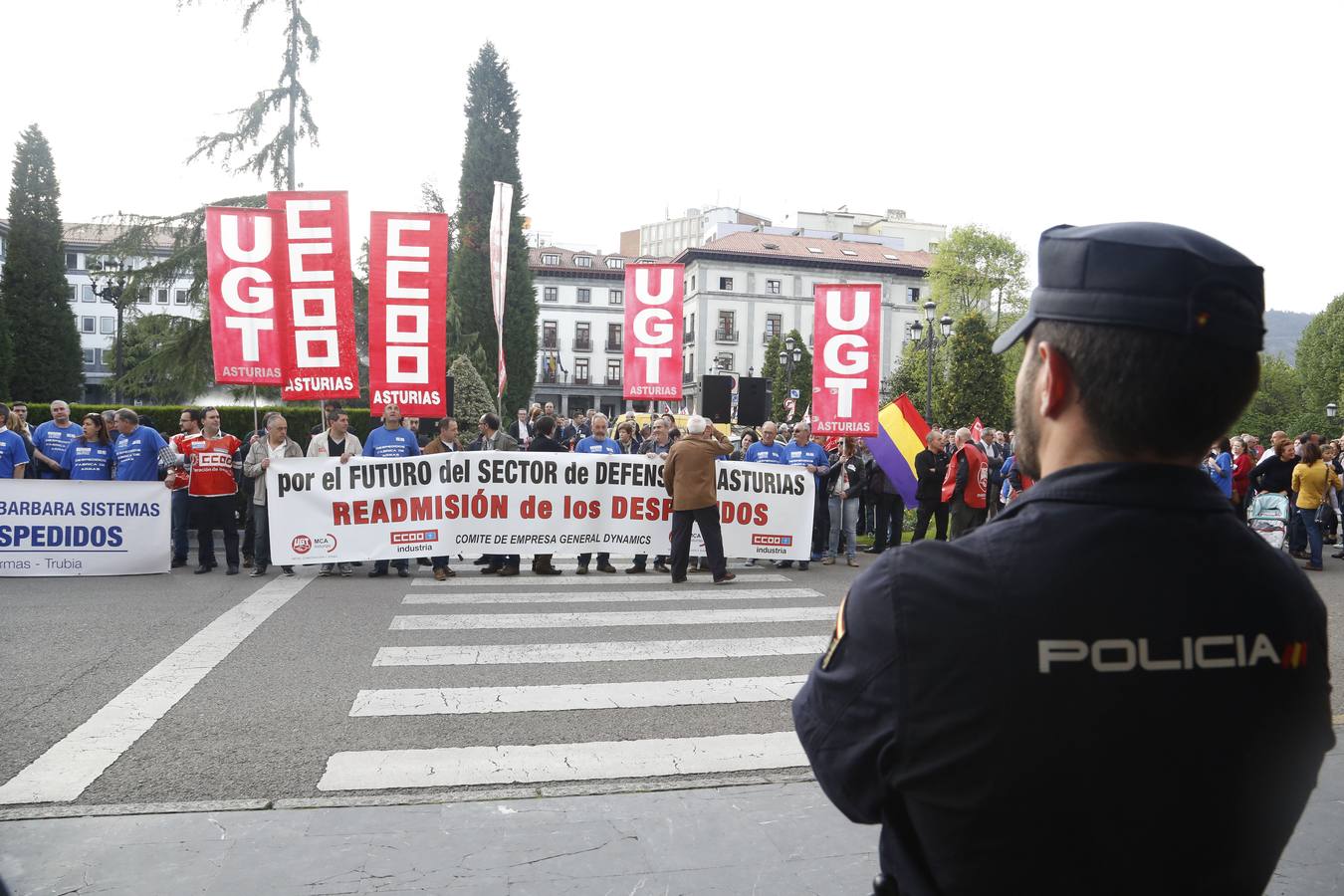 Manifestación en Oviedo por los despedidos de Santa Bárbara