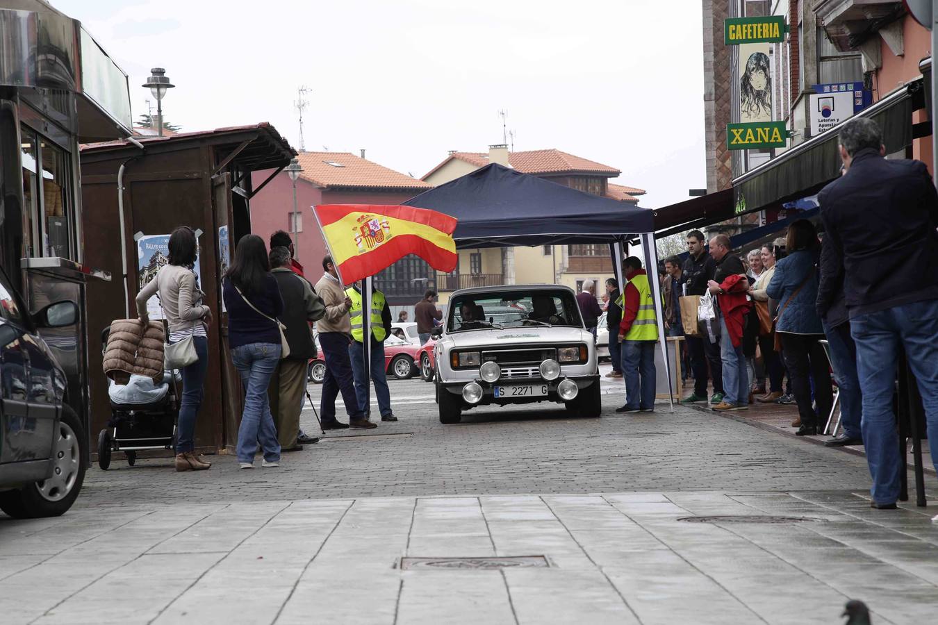 Concentración de coches clásicos en el Oriente asturiano