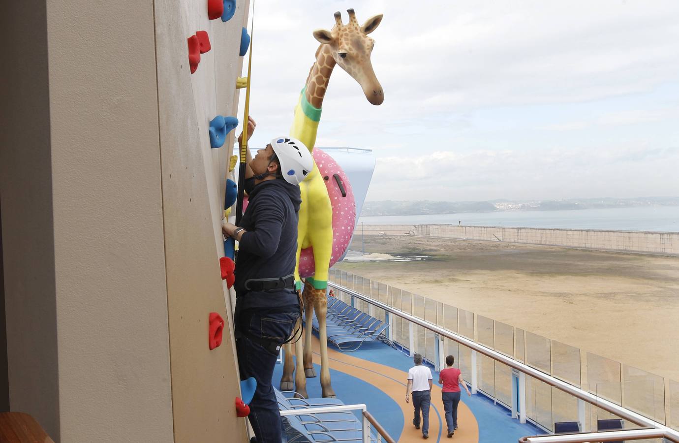 El Anthem of the Seas llega a Gijón