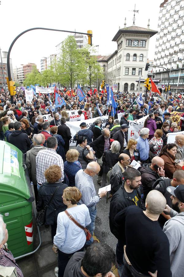 Manifestación de los sindicatos minoritarios por las calles de Gijón