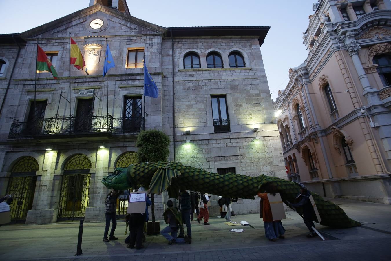 Podemos abrió de esta manera su campaña en Llanes.