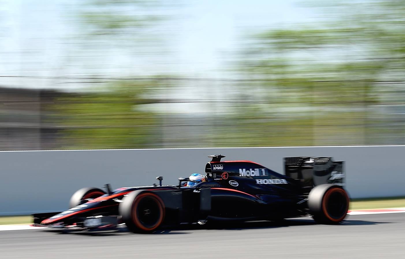 Las mejores imágenes de los entrenamientos libres de Fórmula-1 del Gran Premio de España