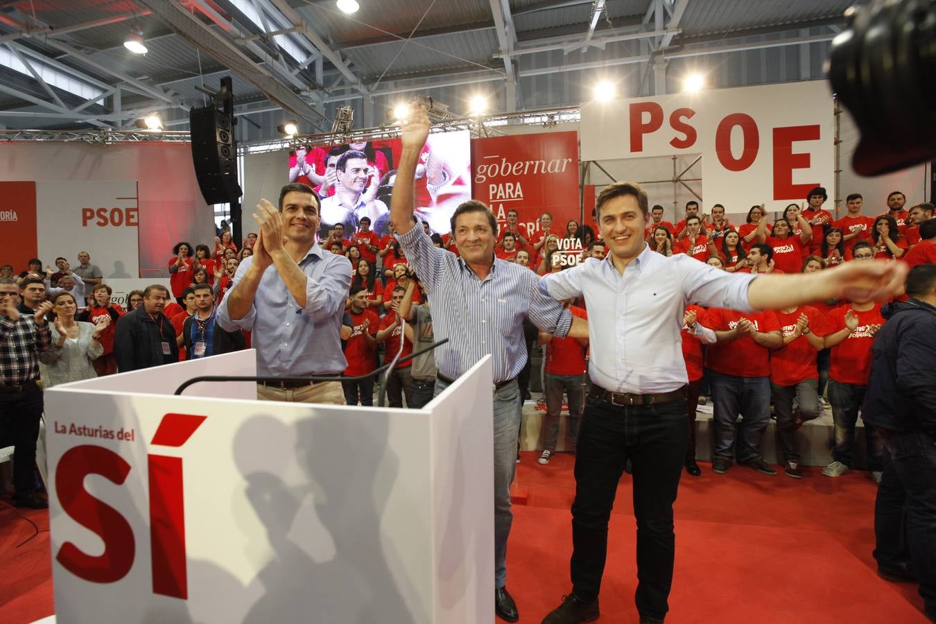 Pedro Sánchez da su respaldo a los candidatos asturianos