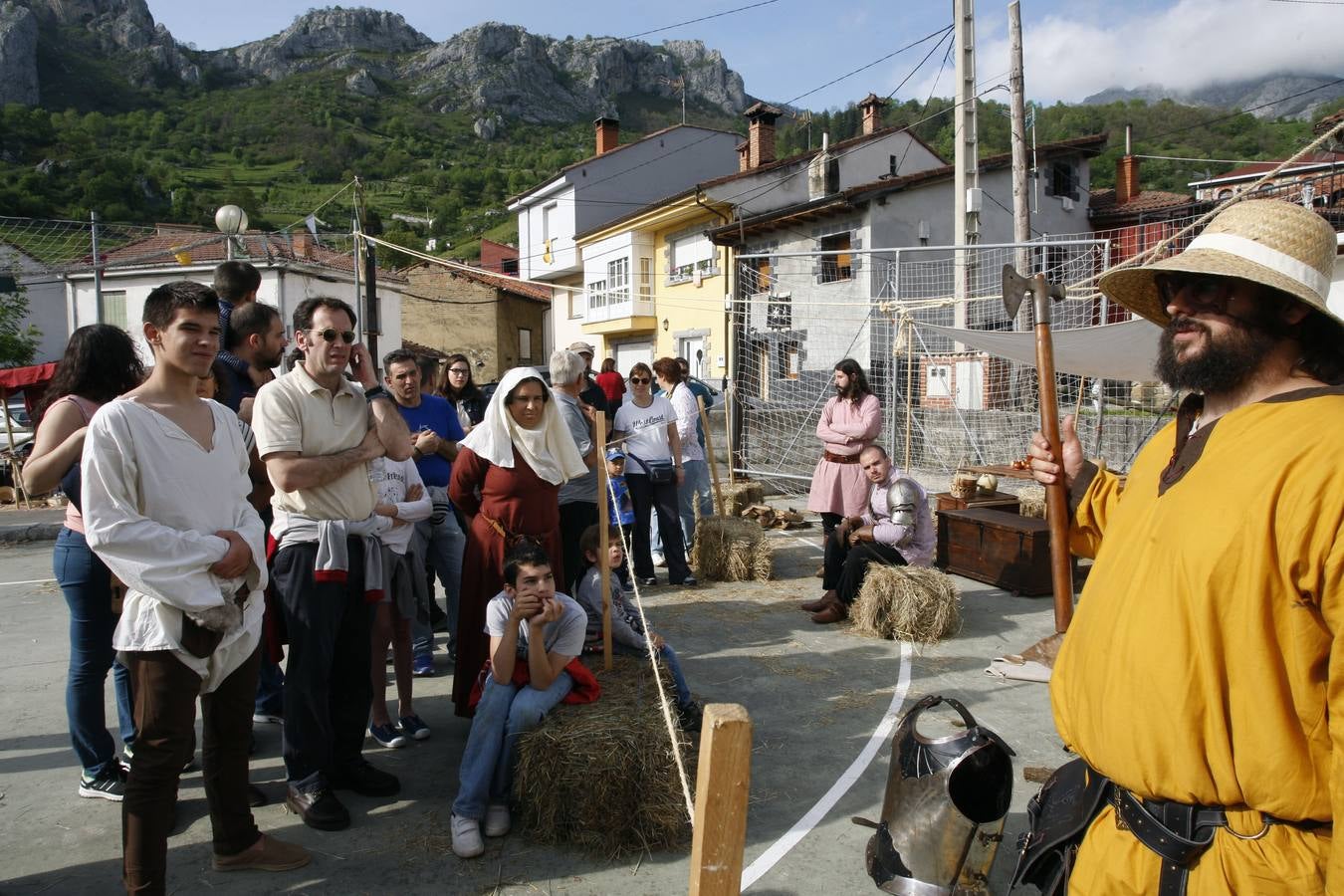 Mercado medieval en Pelúgano