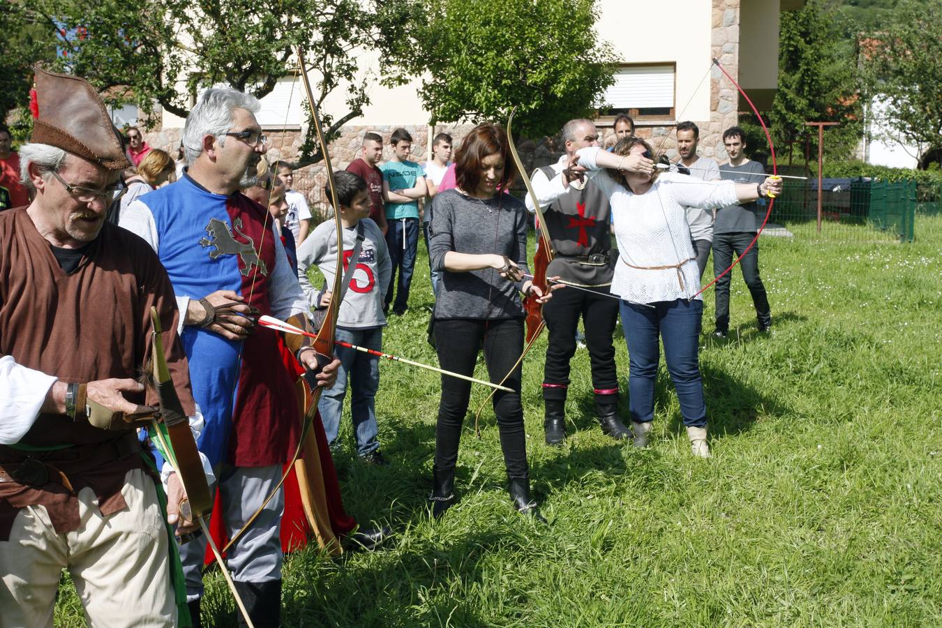 Mercado medieval en Pelúgano