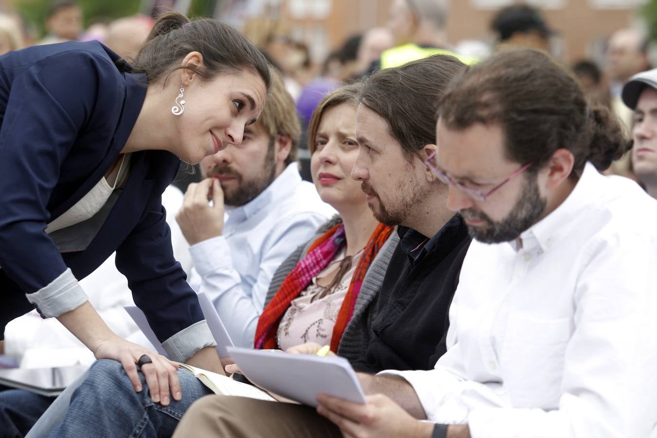 Miles de personas en el mitin de Podemos en Oviedo