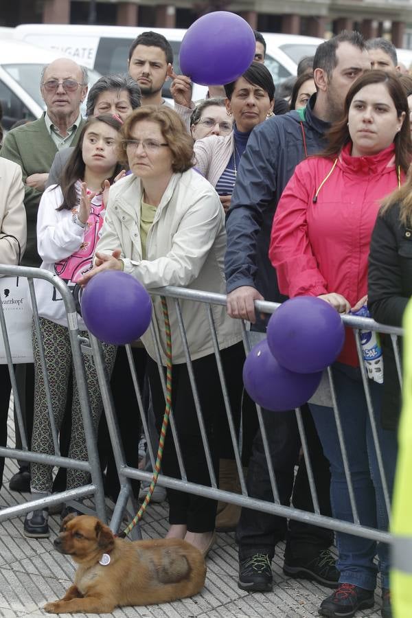 Miles de personas en el mitin de Podemos en Oviedo