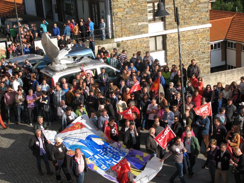 Multitudinaria manifestación en Cangas del Narcea en defensa de la minería