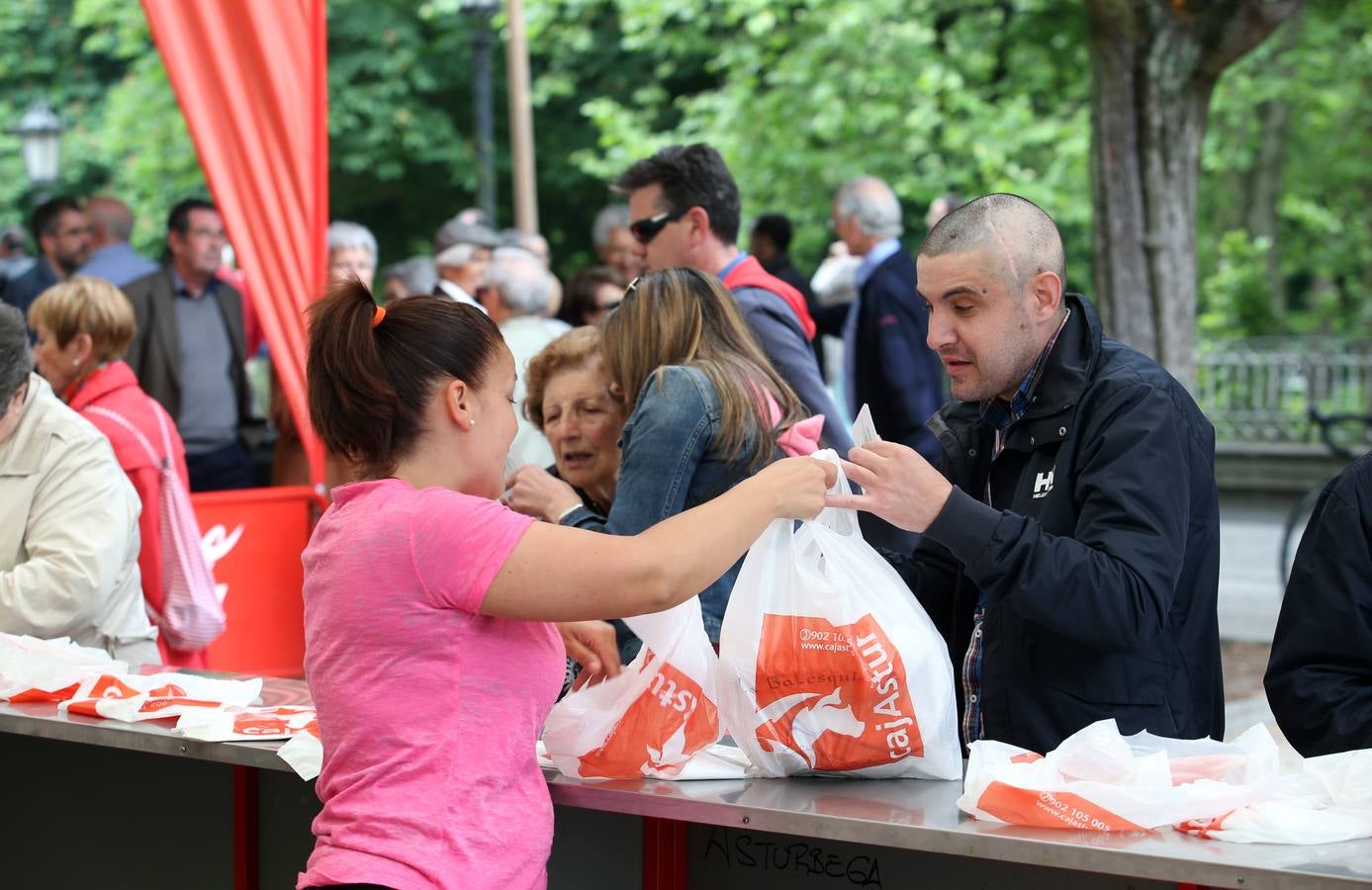 6.500 bollos en el Martes de Campo