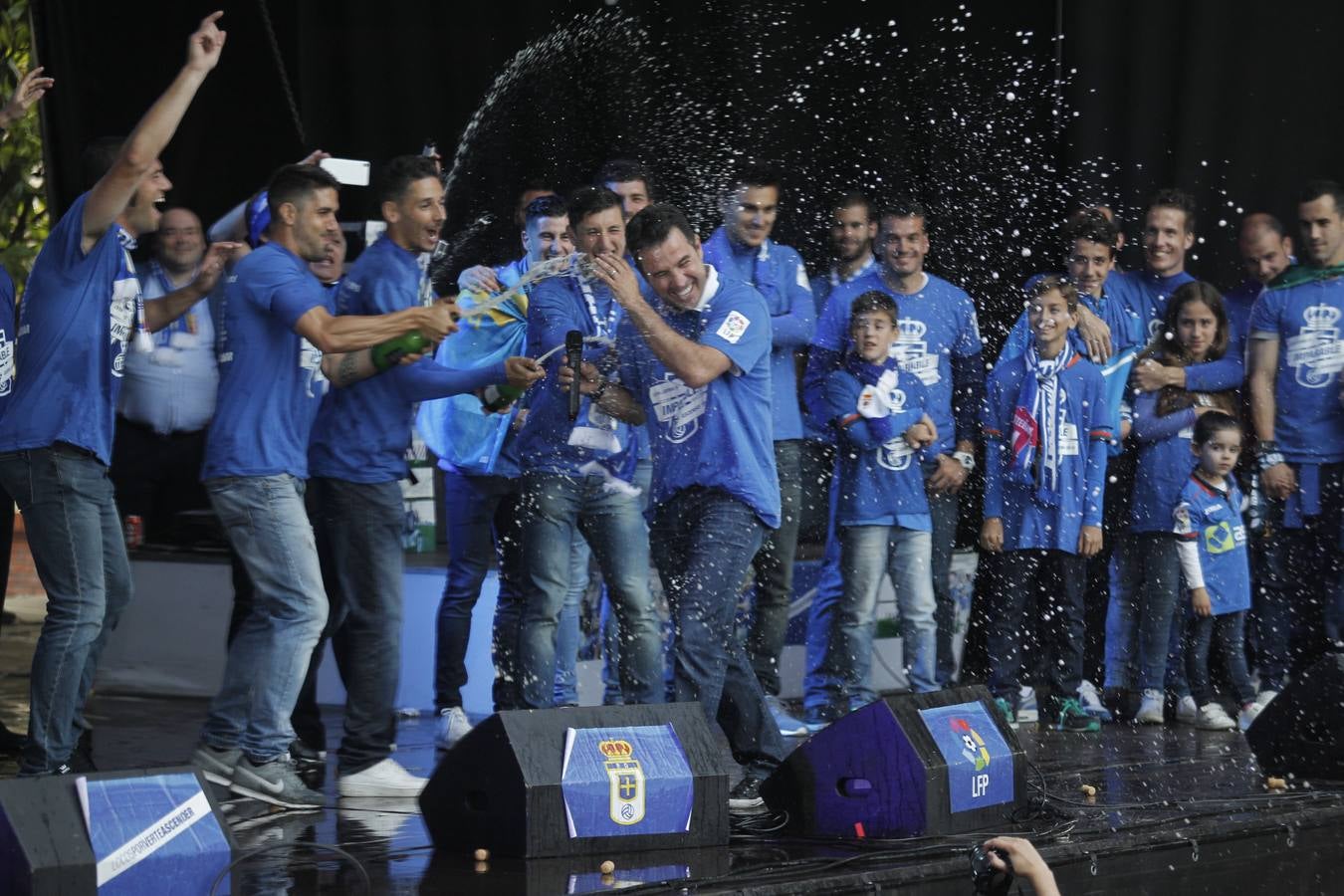 Y el resto de la plantilla.